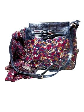 NEW Patricia Nash Scarlet Bloom Antilly Leather Sling Bag